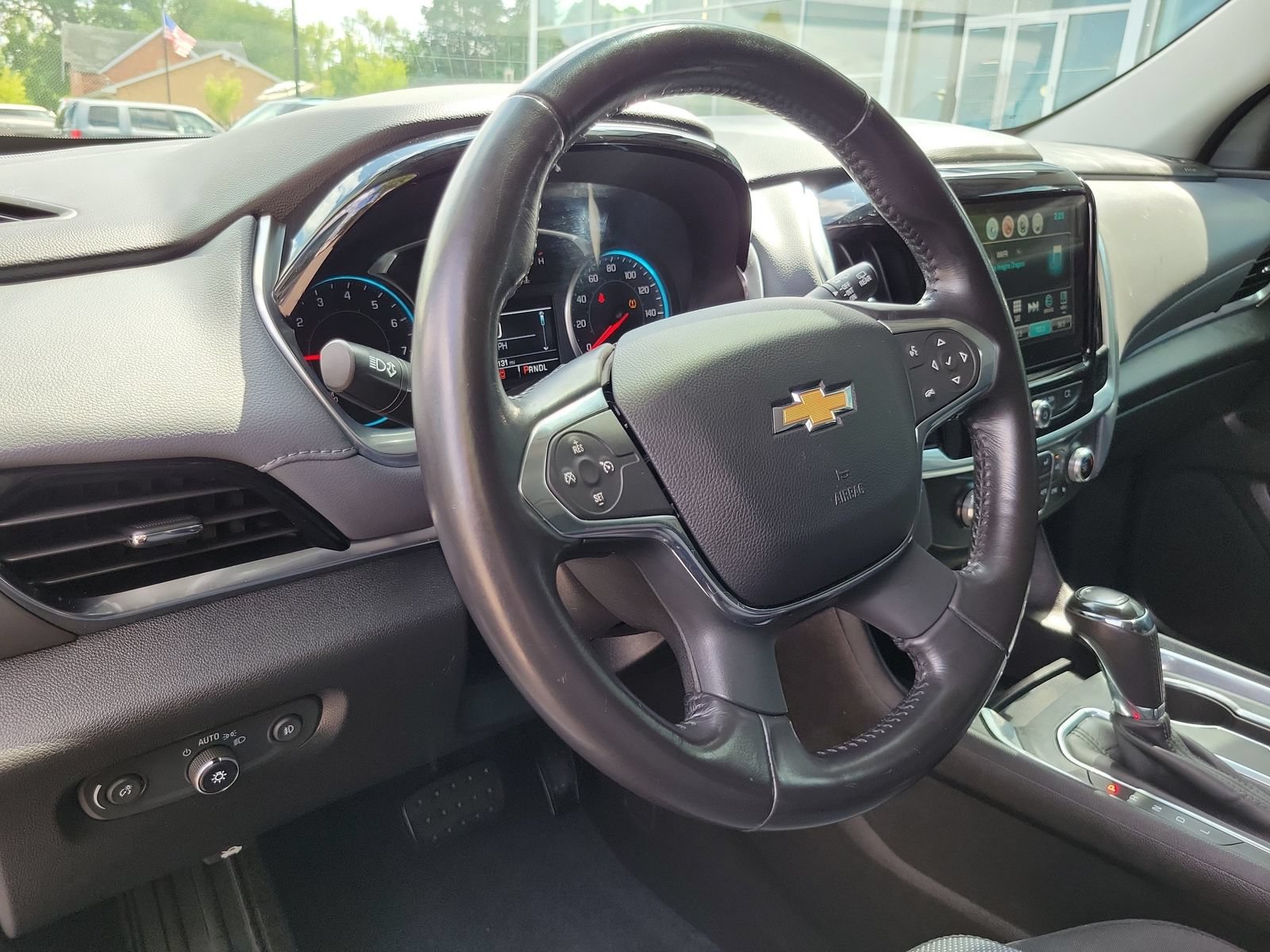 Used 2019 Chevrolet Traverse LT w/ LPO, Floor Liner Package AWD/4WD image 11