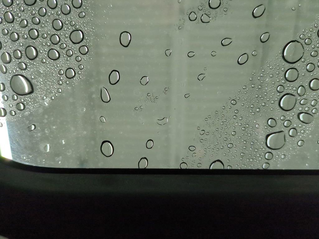 Used 2025 Volkswagen Taos SEL image 31