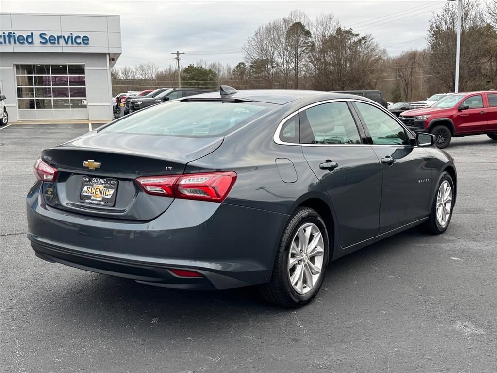 Used 2019 Chevrolet Malibu LT w/ Driver Confidence Package FWD image 3