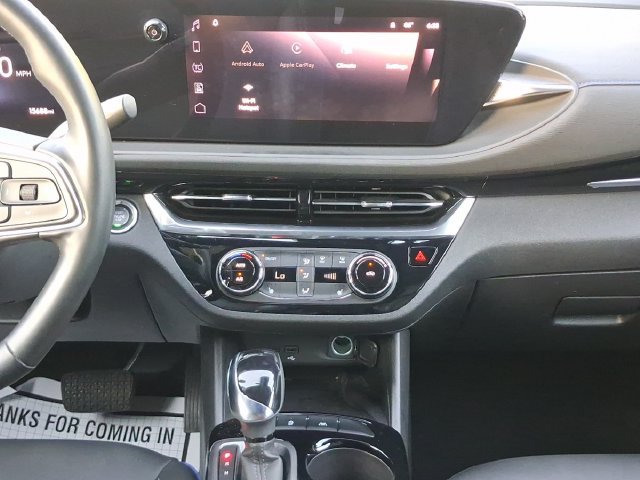 Used 2024 Buick Envista Sport Touring w/ Convenience I Package FWD image 4