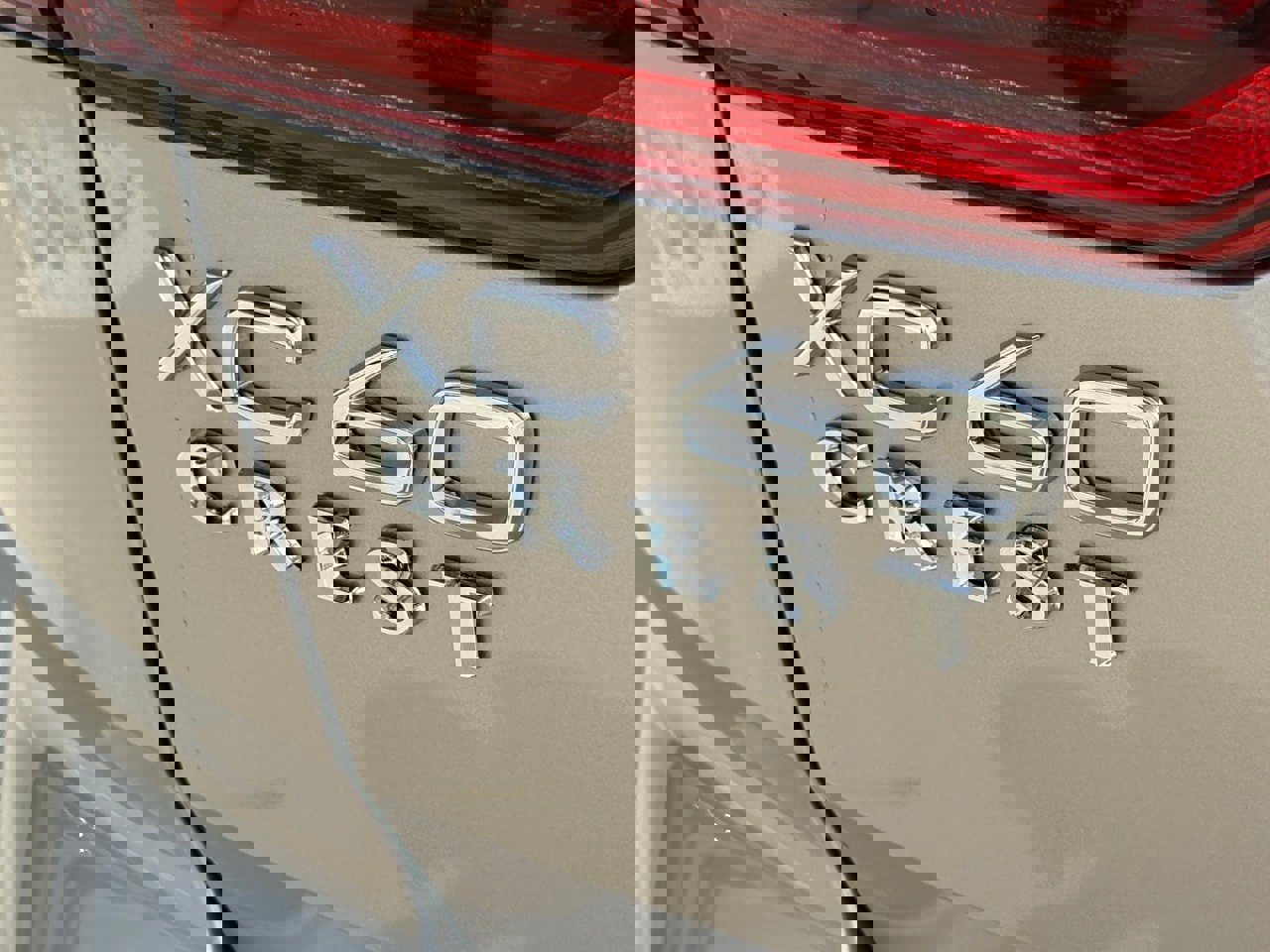 New 2026 Volvo XC60 B5 Plus w/ Protection Package Premier image 8