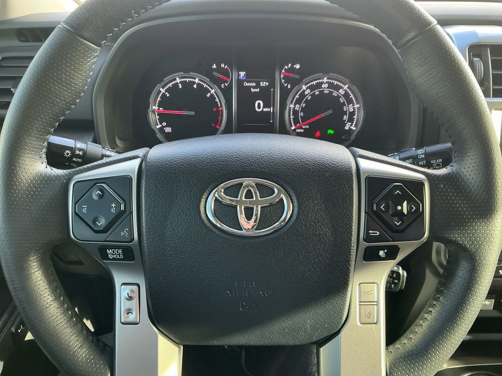 Used 2021 Toyota 4Runner Limited image 23