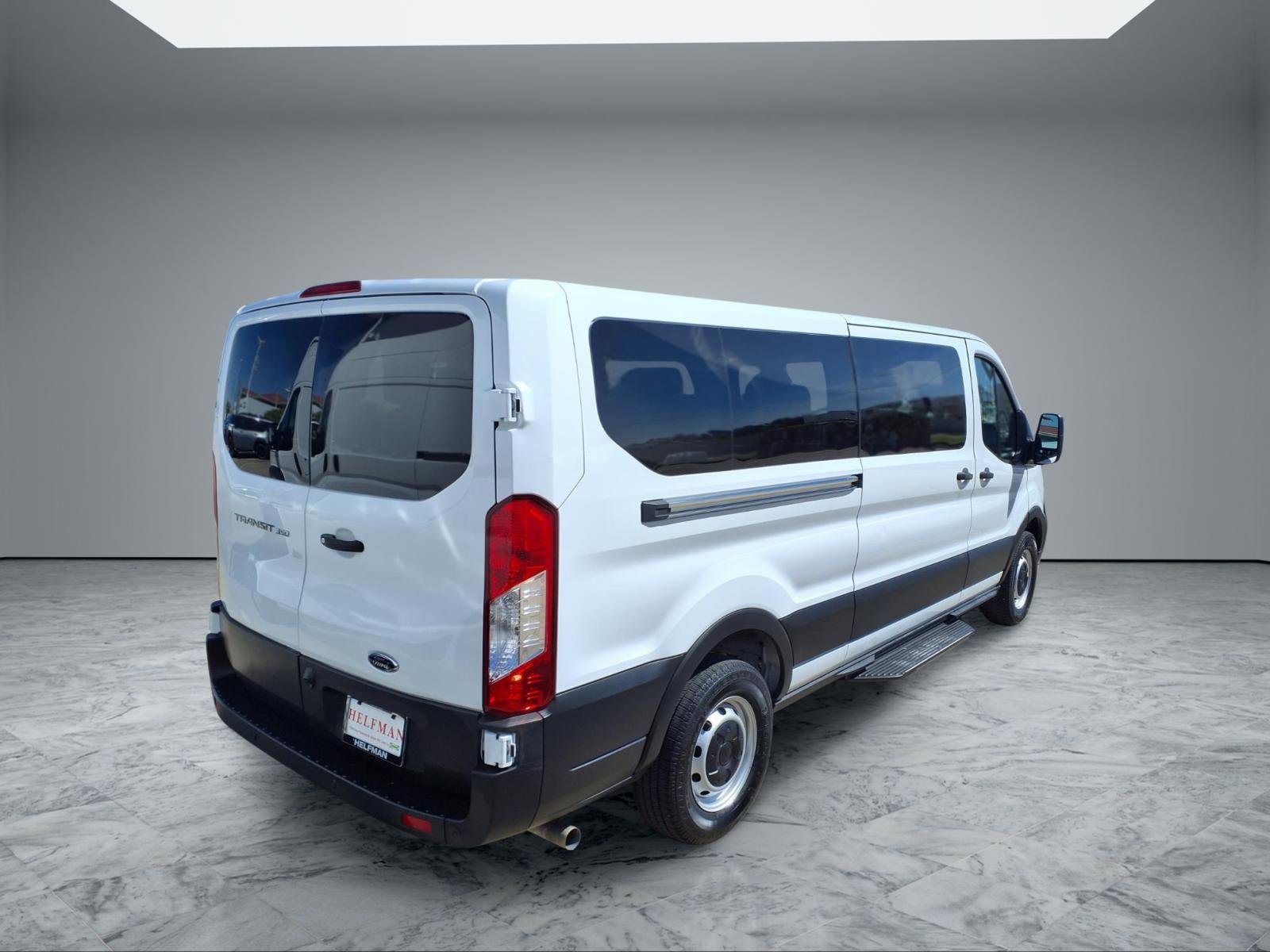 Used 2023 Ford Transit 350 XL image 7