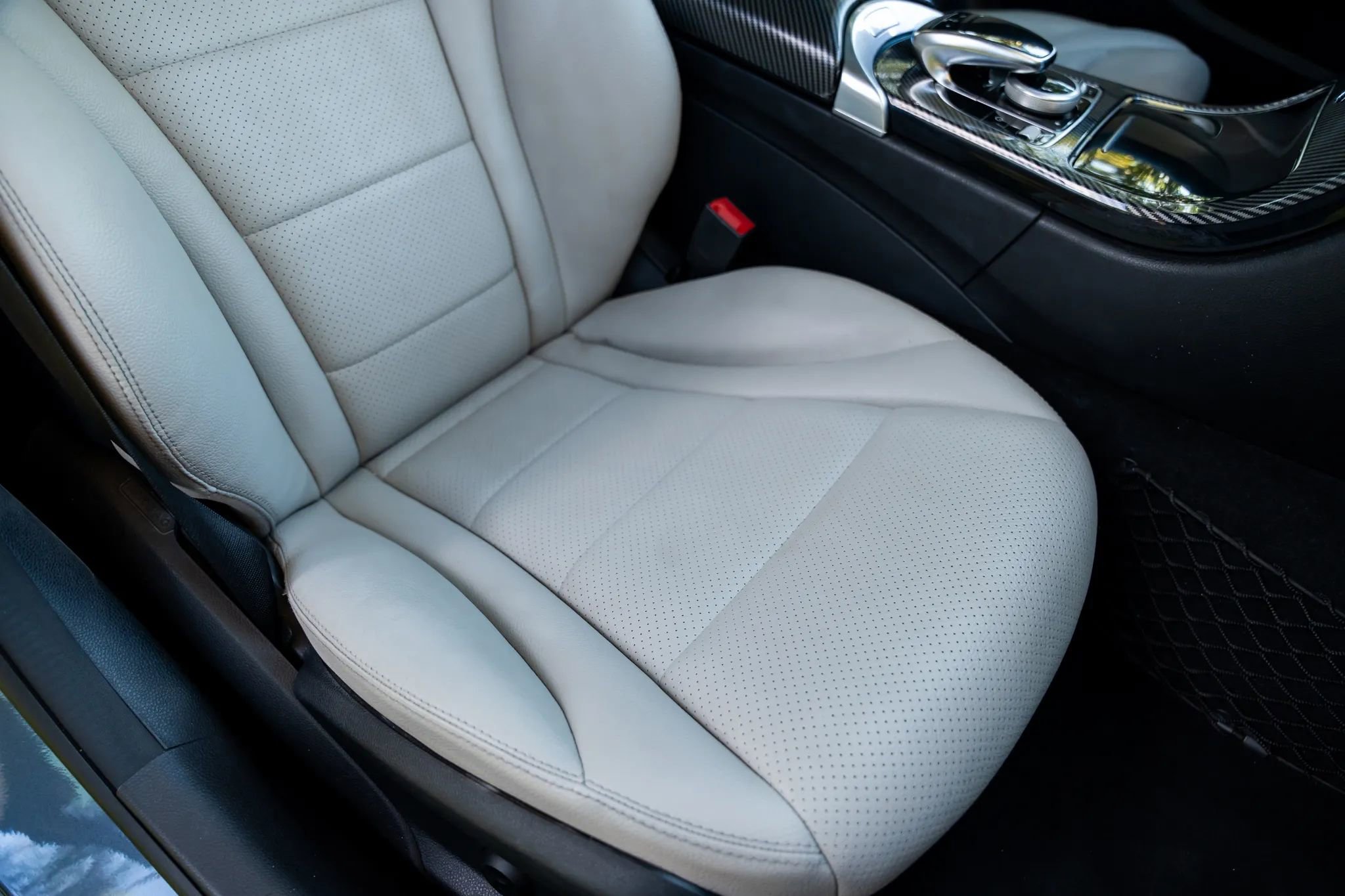 Used 2015 Mercedes-Benz C 300 Sedan w/ Premium 1 Package image 46