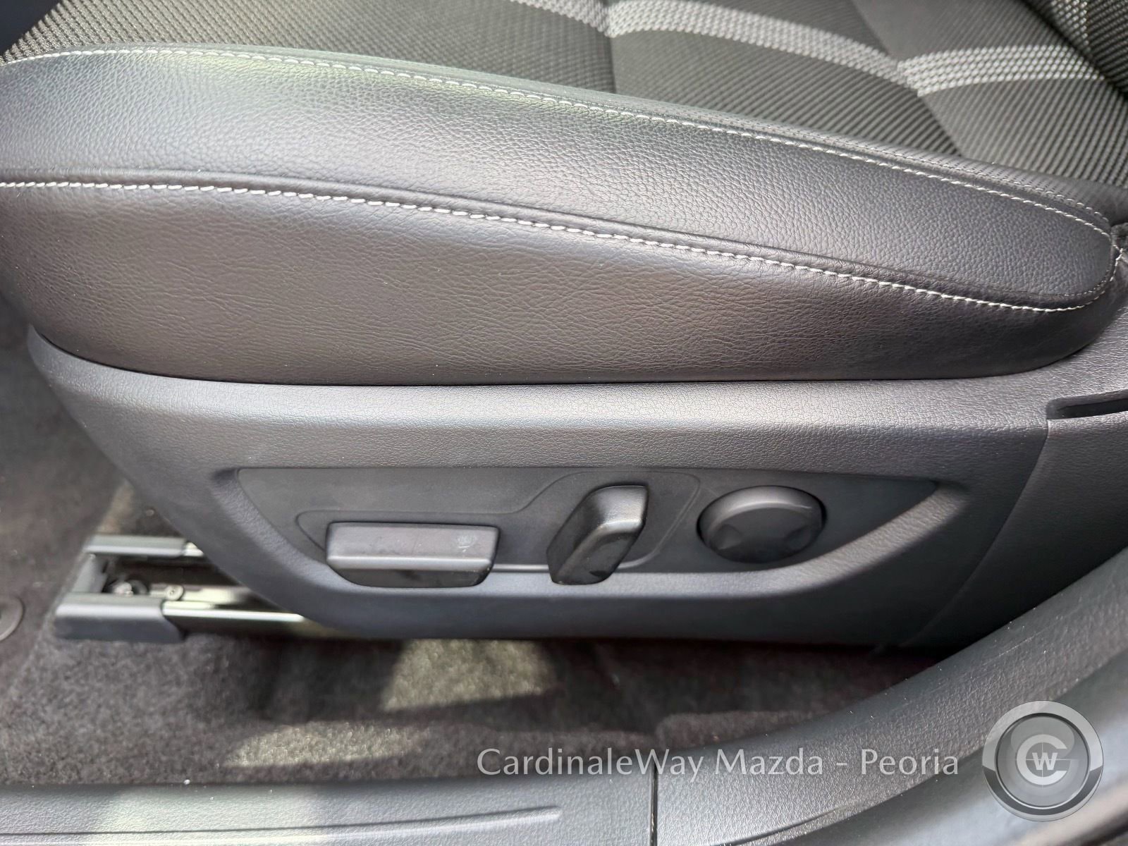 Certified 2025 MAZDA CX-50 AWD 2.5 S w/ Weather Package image 23