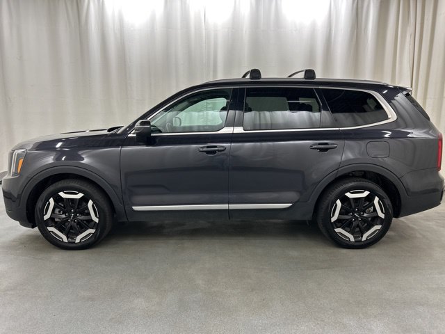 Used 2025 Kia Telluride S AWD/4WD image 4