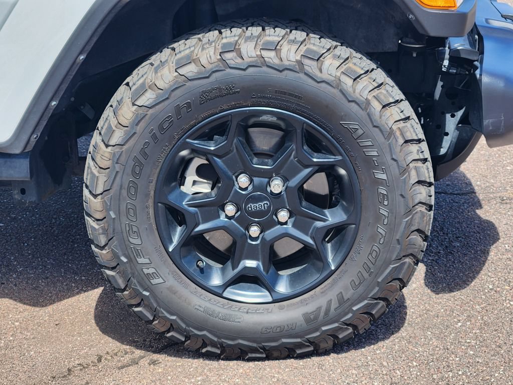 Used 2023 Jeep Gladiator Sport AWD/4WD image 30