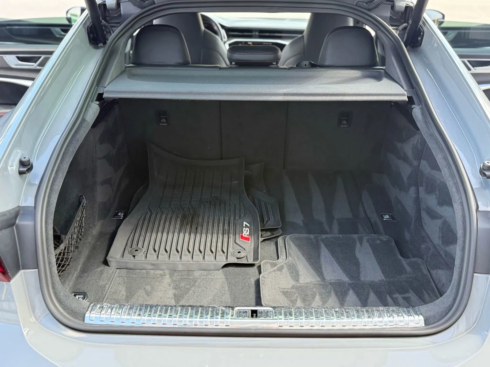 Used 2021 Audi RS 7 Sportback w/ Black Optic Package image 34