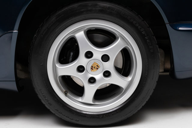 Used 1993 Porsche 911 Carrera image 32