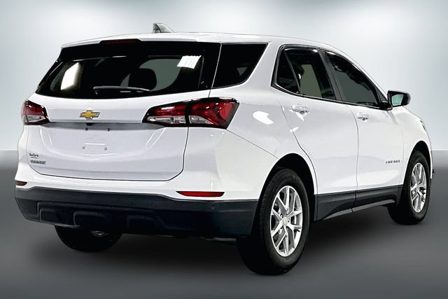 Used 2024 Chevrolet Equinox LS w/ Driver Confidence II Package FWD image 7