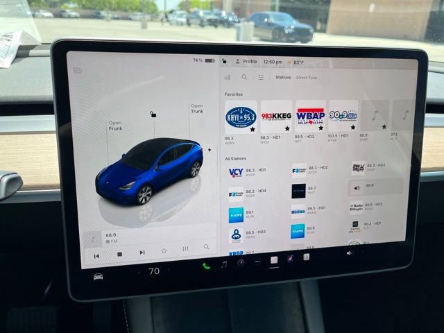 Used 2023 Tesla Model Y AWD image 18