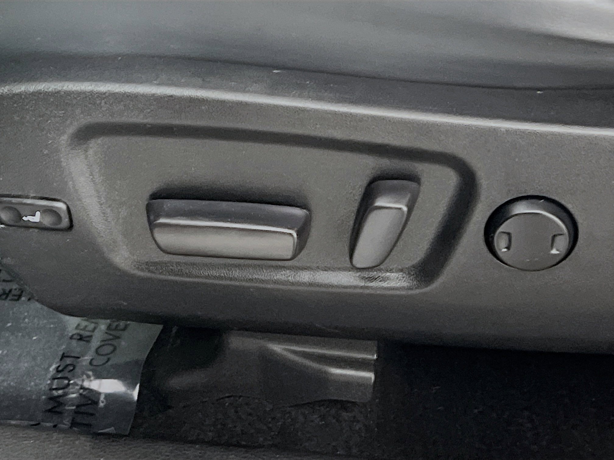 Used 2019 Toyota Highlander SE AWD/4WD image 16