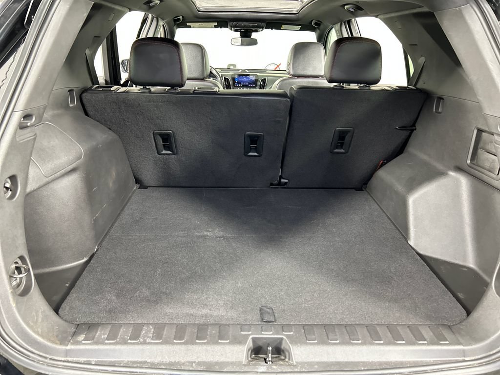 Used 2023 Chevrolet Equinox RS w/ RS Leather Package AWD/4WD image 21