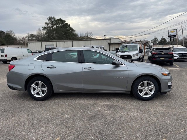 Used 2024 Chevrolet Malibu LT image 5