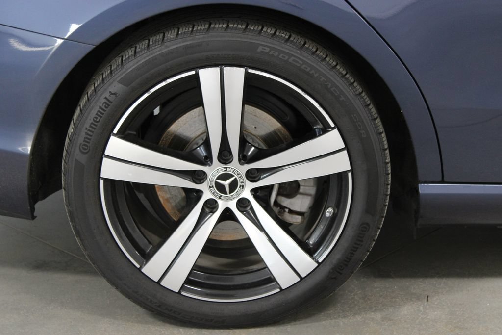 Used 2024 Mercedes-Benz C 300 Sedan image 16