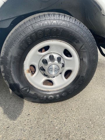 Used 2014 Chevrolet Express 2500 image 28