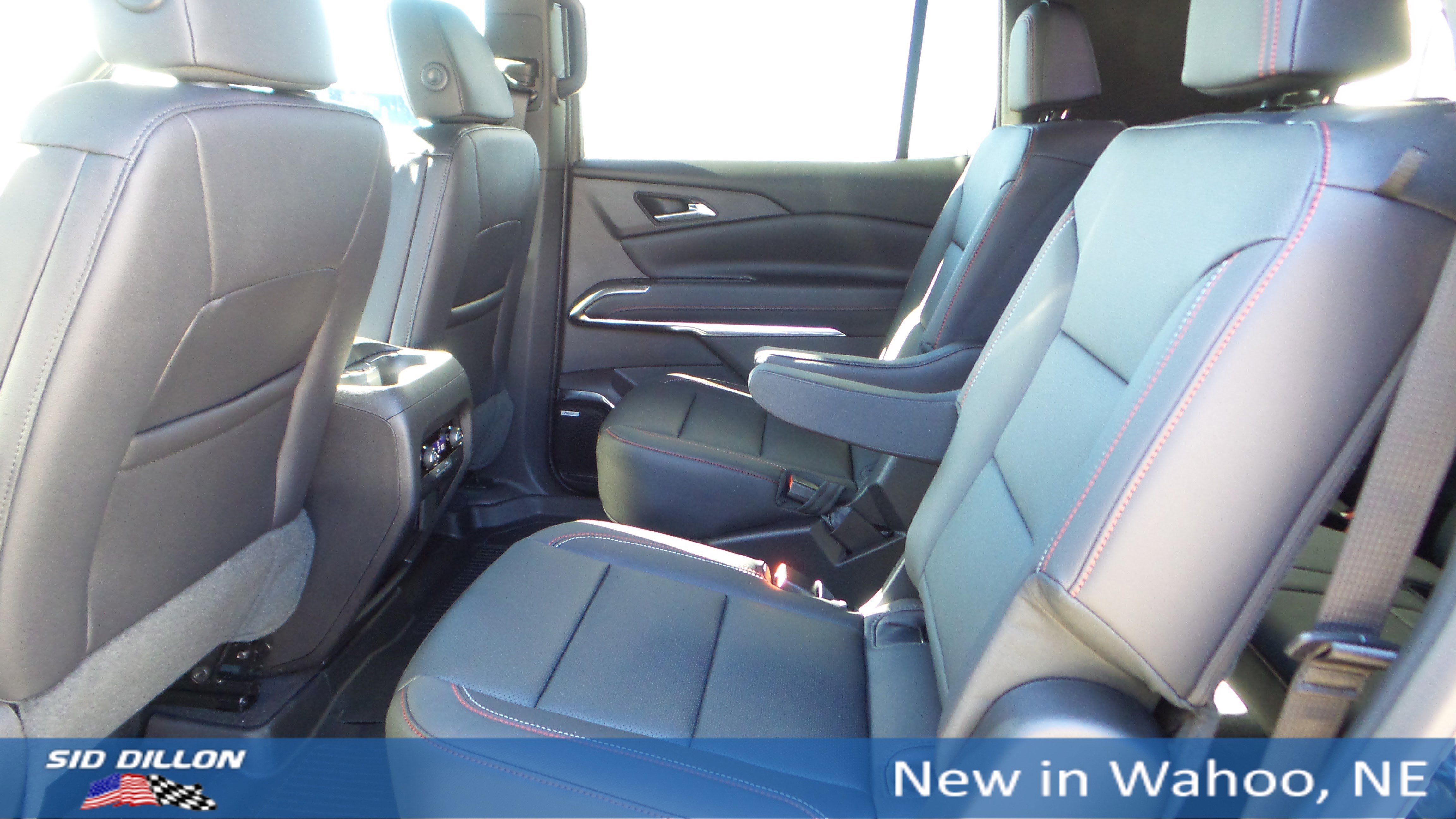 New 2026 Chevrolet Traverse Z71 w/ Enhanced Driving Package image 18