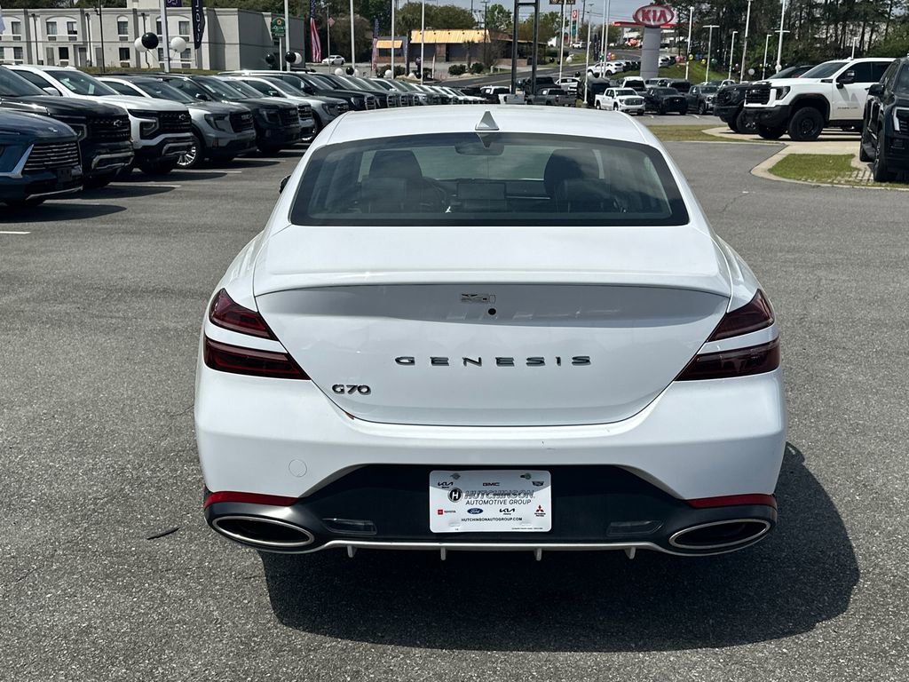 Used 2025 Genesis G70 2.5T image 6