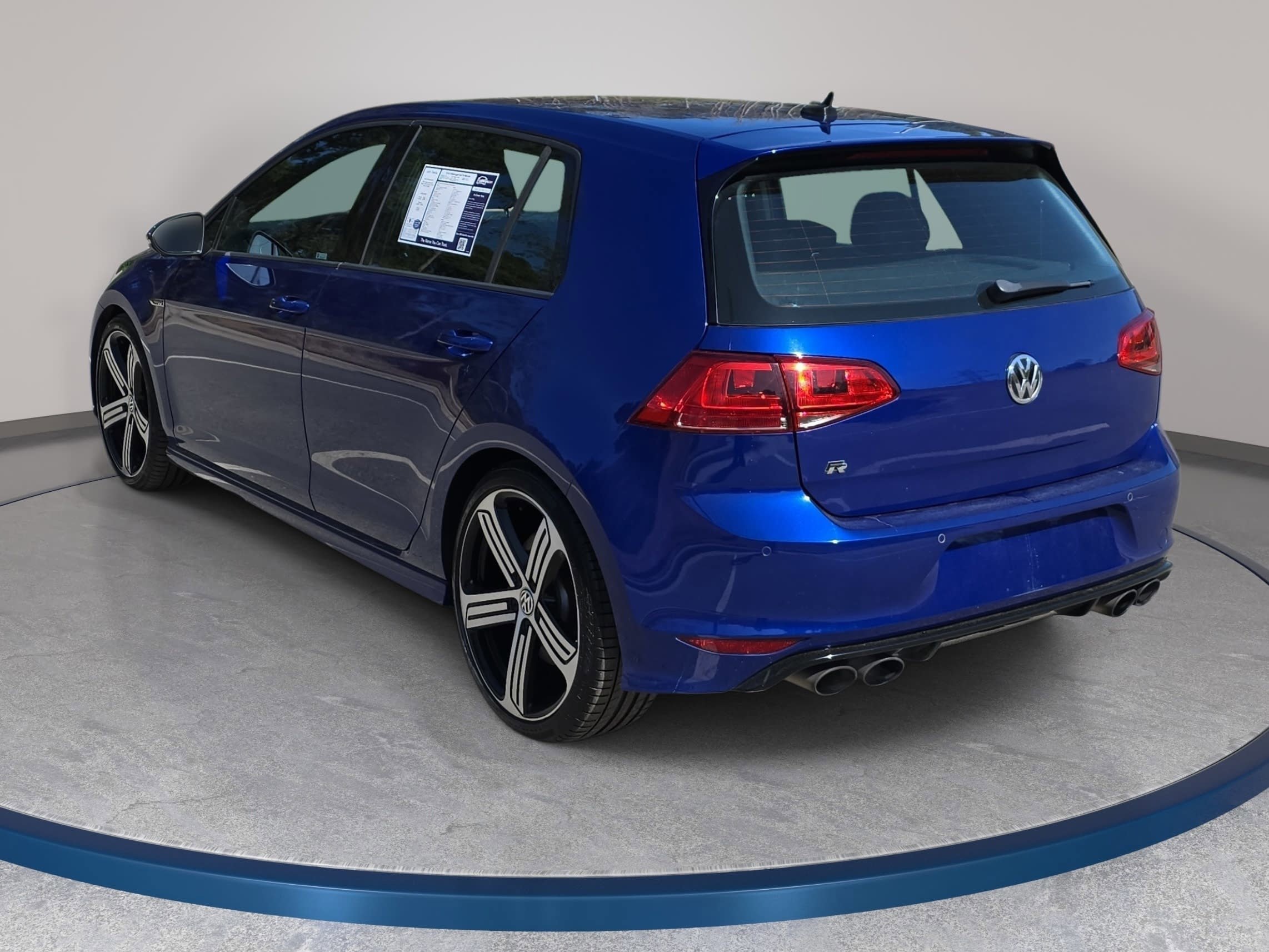 Used 2015 Volkswagen Golf R 4-Door AWD/4WD image 7