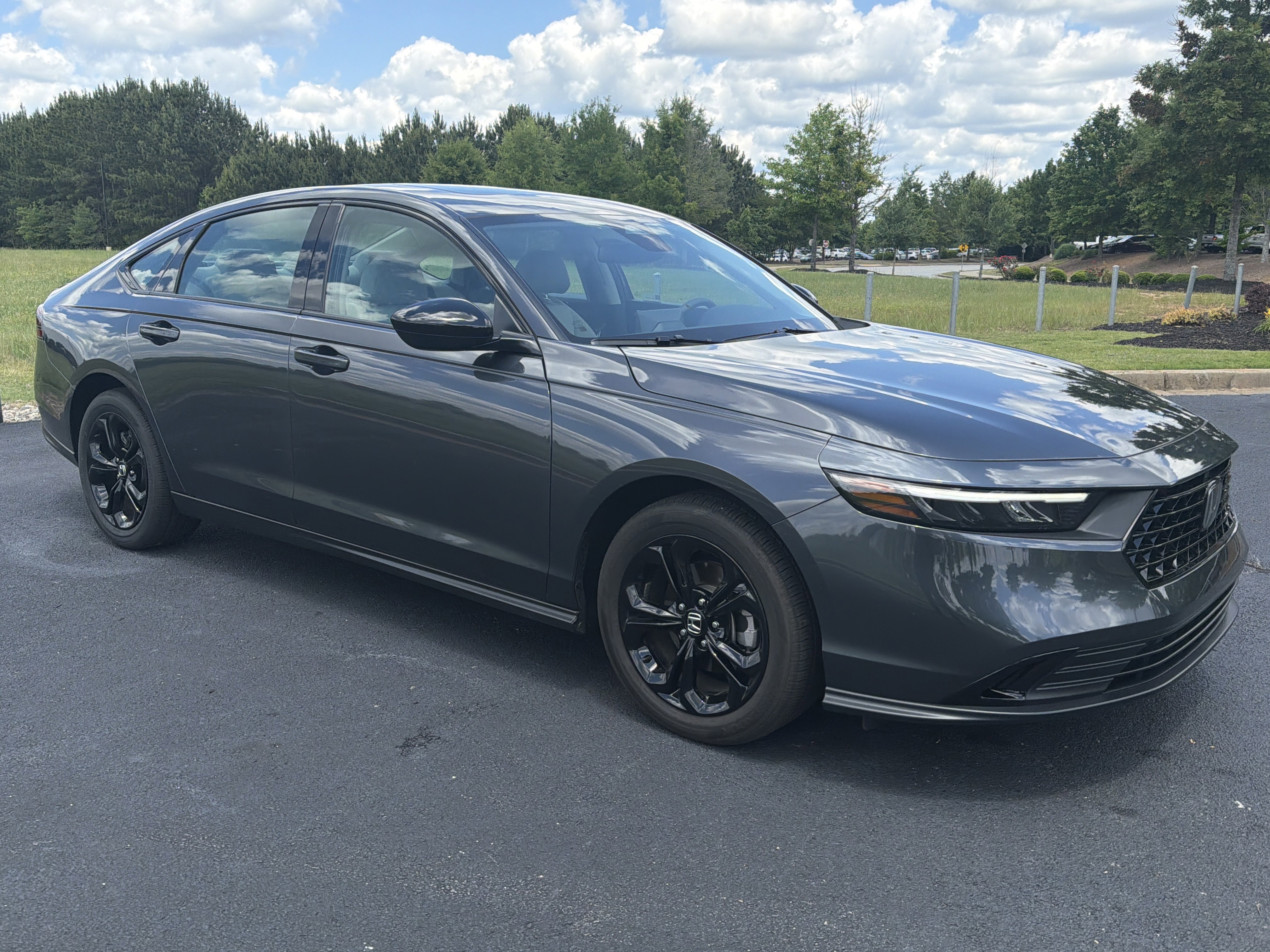 Used 2025 Honda Accord SE image 3