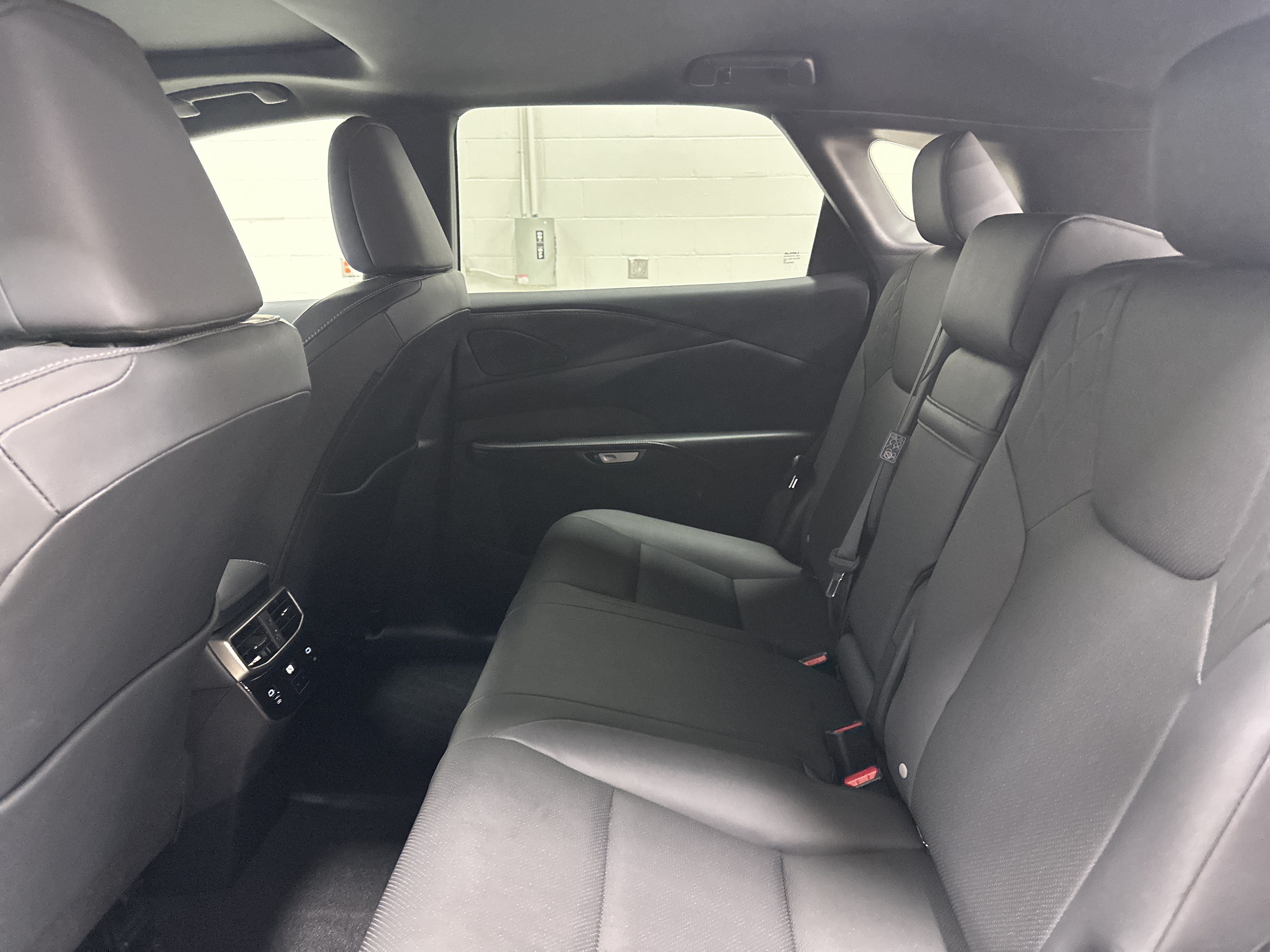 Certified 2025 Lexus RX 350h w/ Accessory Package (K3) AWD/4WD image 32