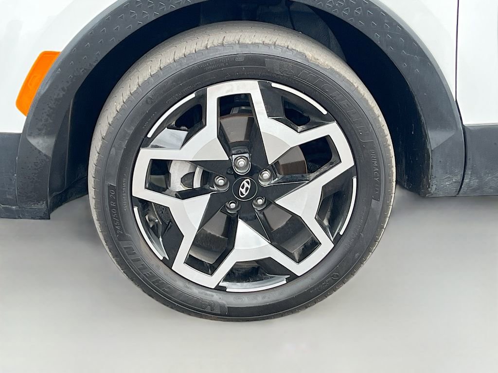 Used 2024 Hyundai Santa Cruz Limited AWD/4WD image 32