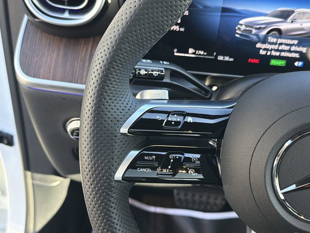 Certified 2025 Mercedes-Benz GLC 350e 4MATIC image 23