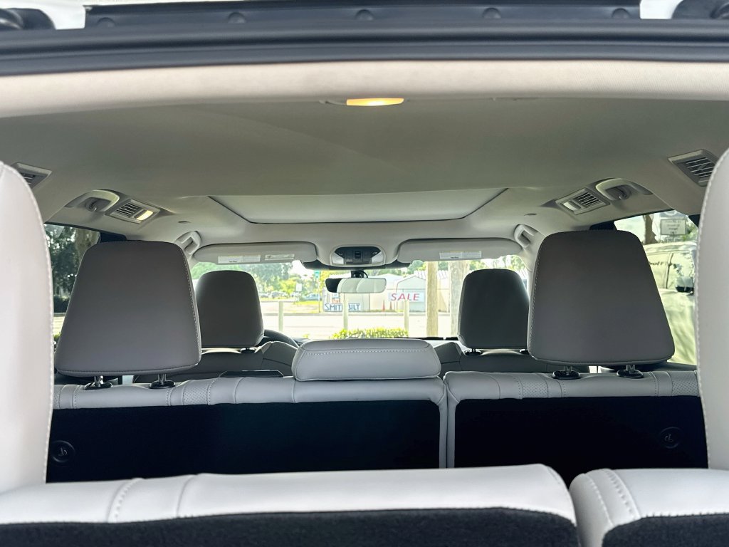 New 2027 INFINITI QX60 Luxe w/ Cargo Package FWD image 28