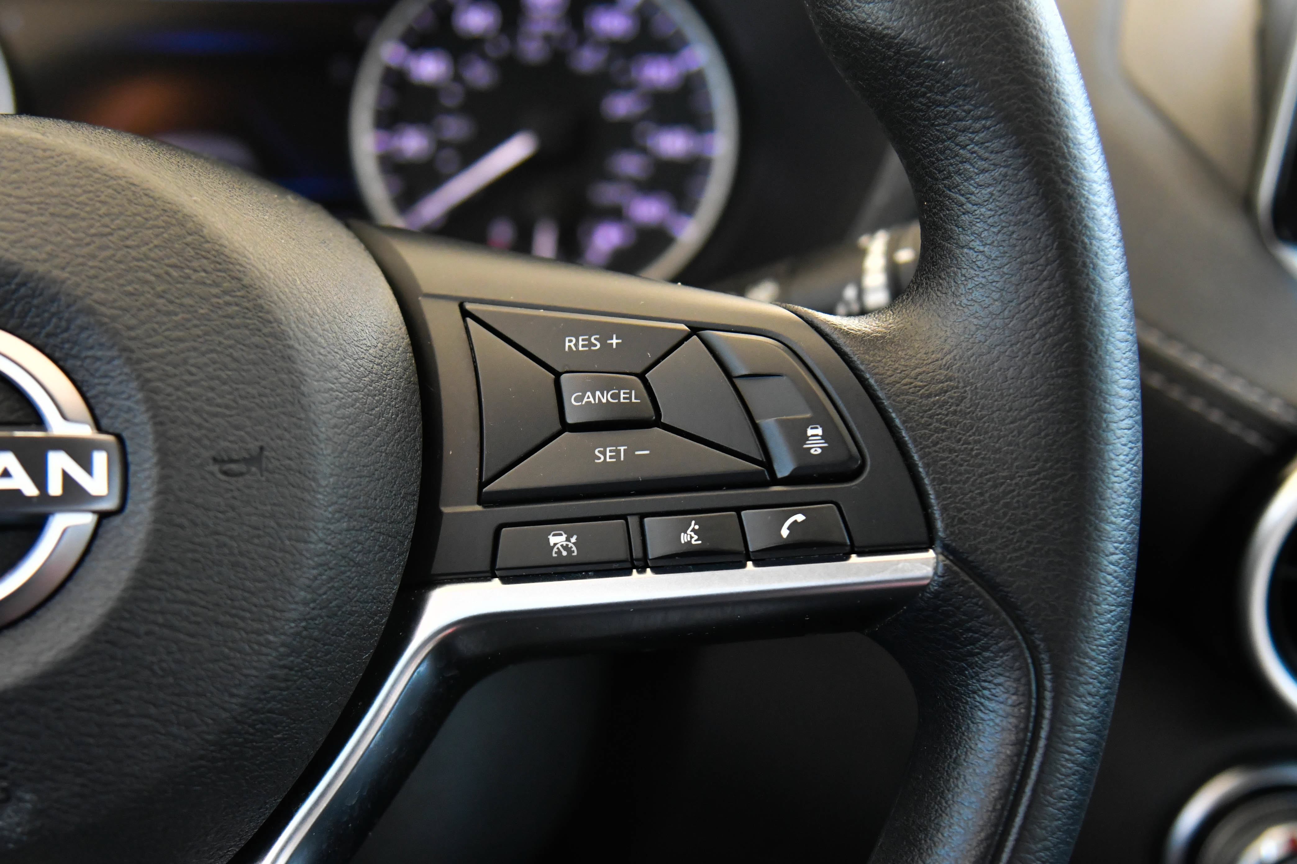 Used 2025 Nissan Sentra SV FWD image 26