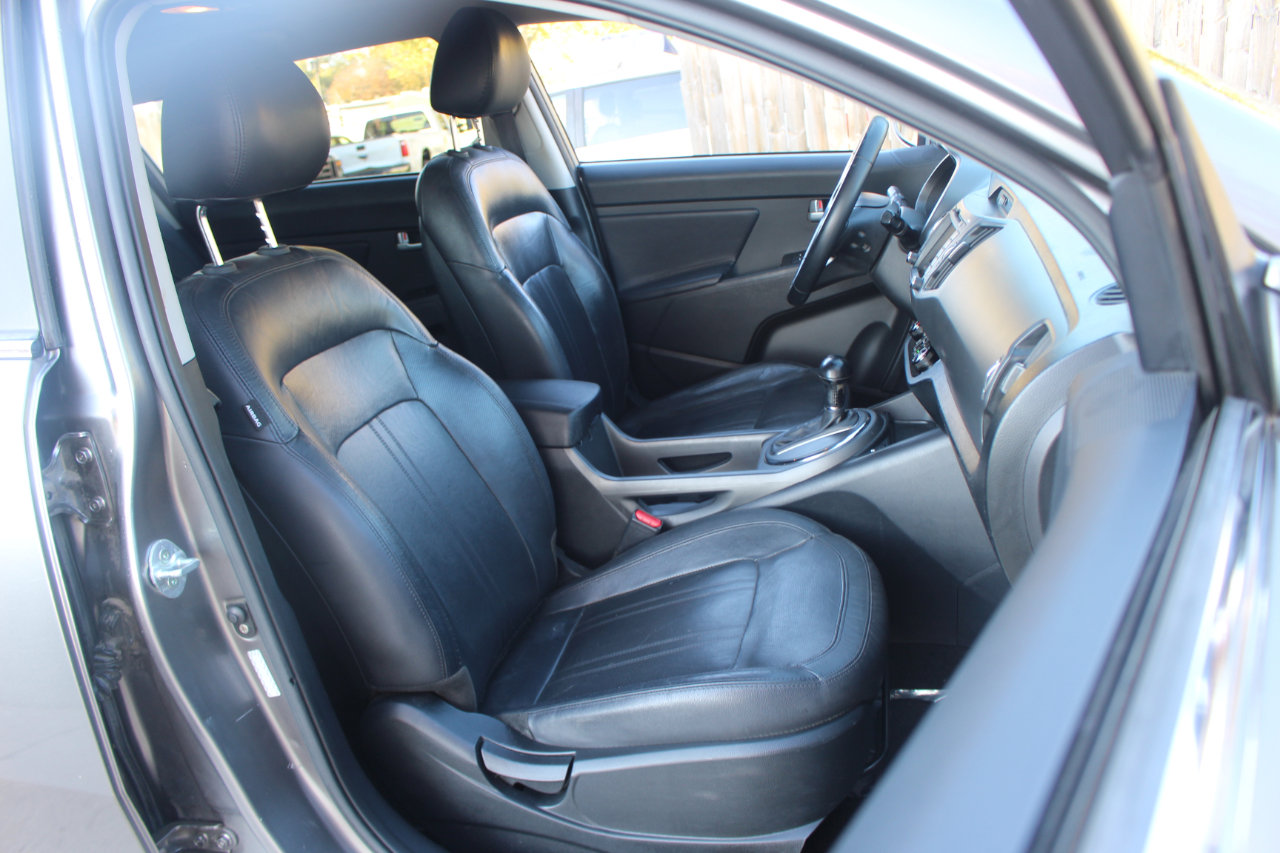 Used 2013 Kia Sportage EX w/ EX Premium Pkg image 40