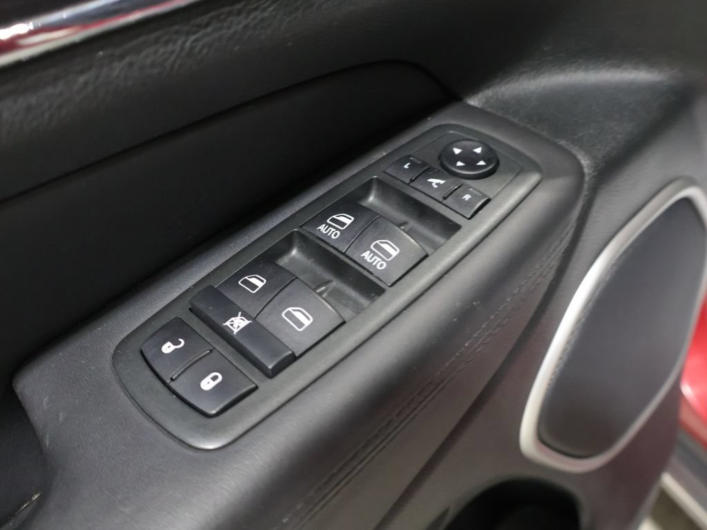 Used 2014 Jeep Grand Cherokee Summit AWD/4WD image 14