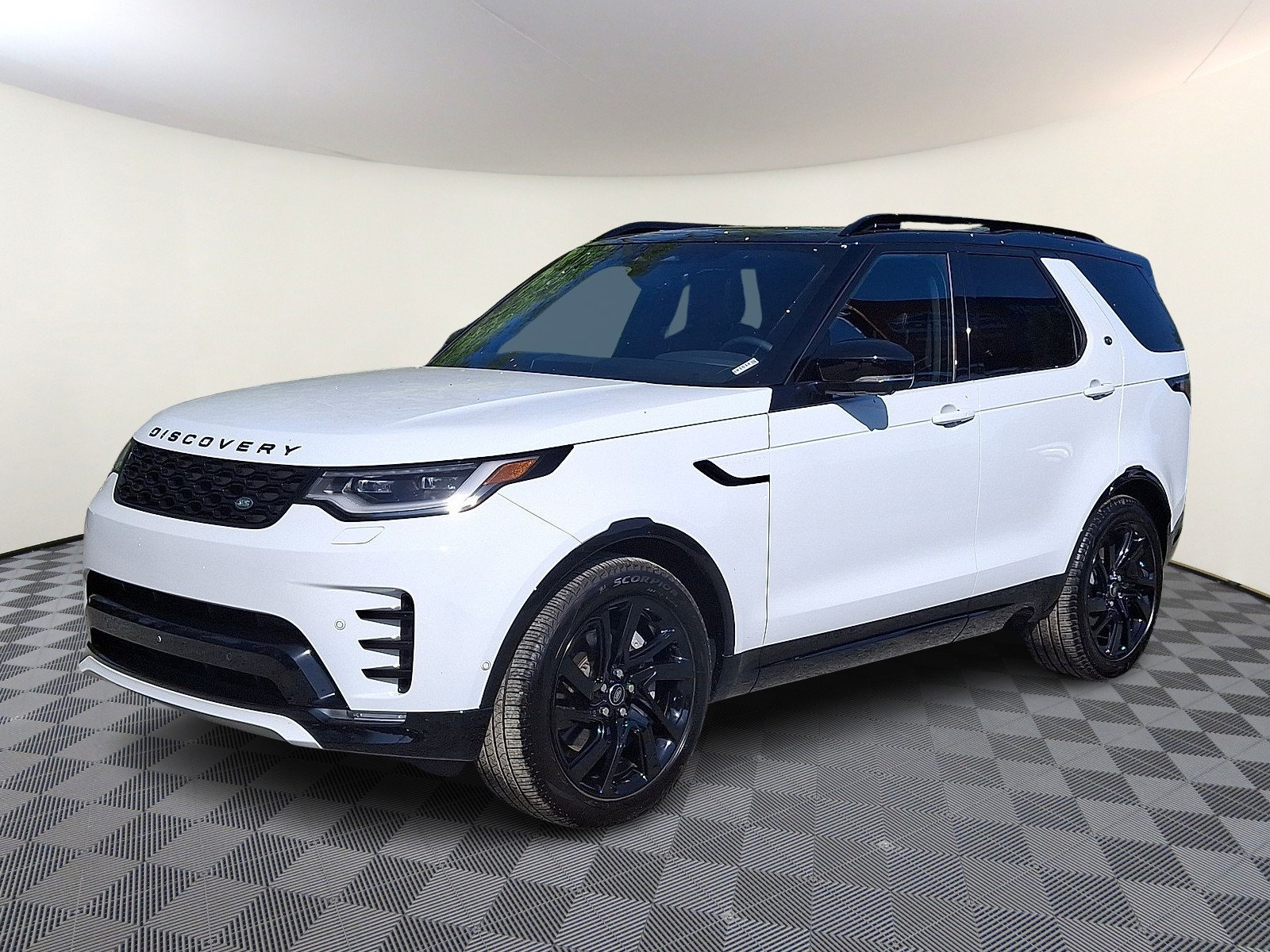 Certified 2025 Land Rover Discovery Dynamic SE AWD/4WD video 1