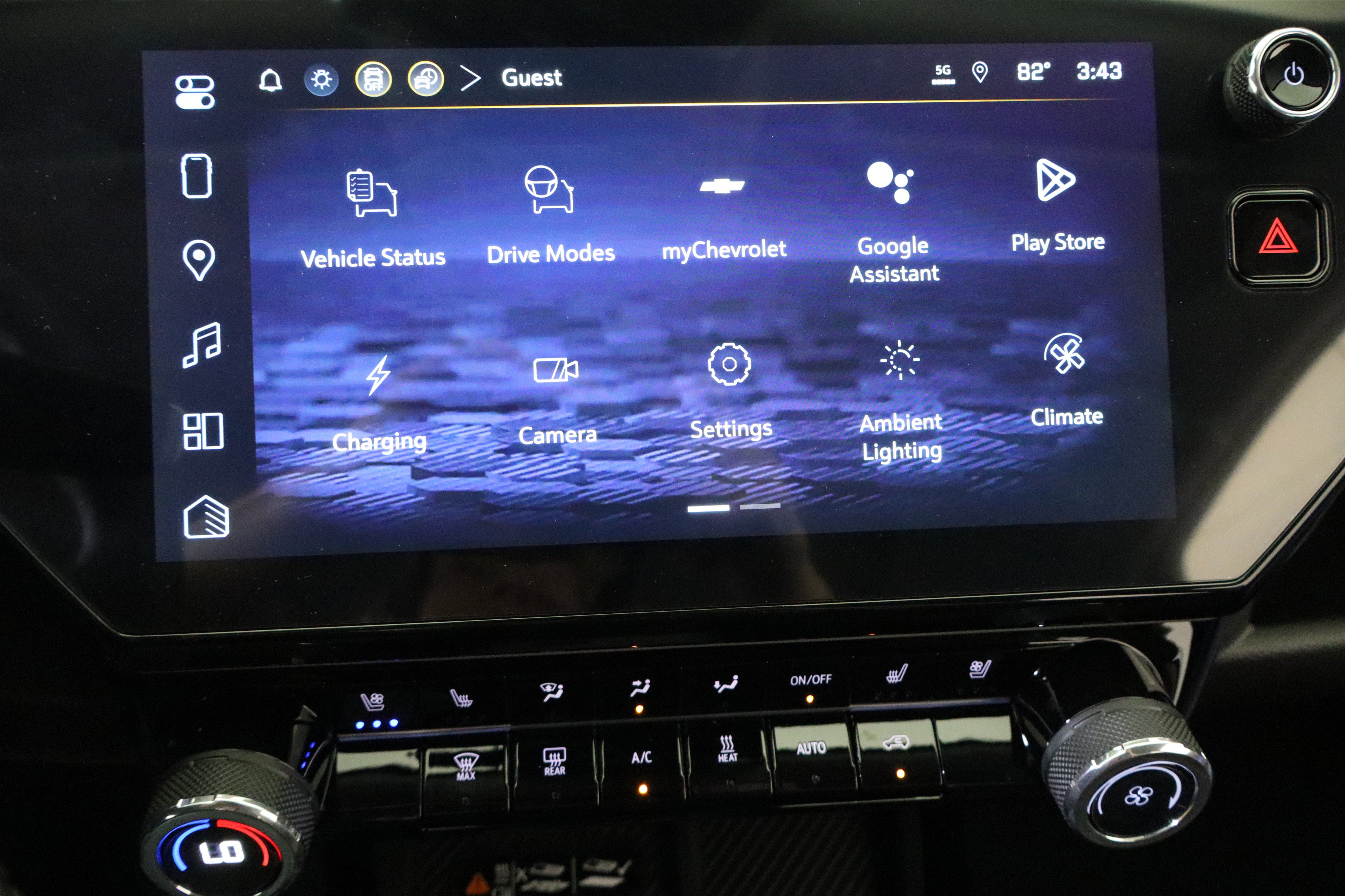 New 2027 Chevrolet Bolt RS w/ Technology Package image 25