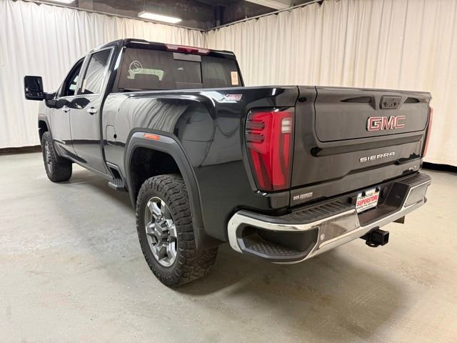 Used 2025 GMC Sierra 3500 SLT AWD/4WD image 9