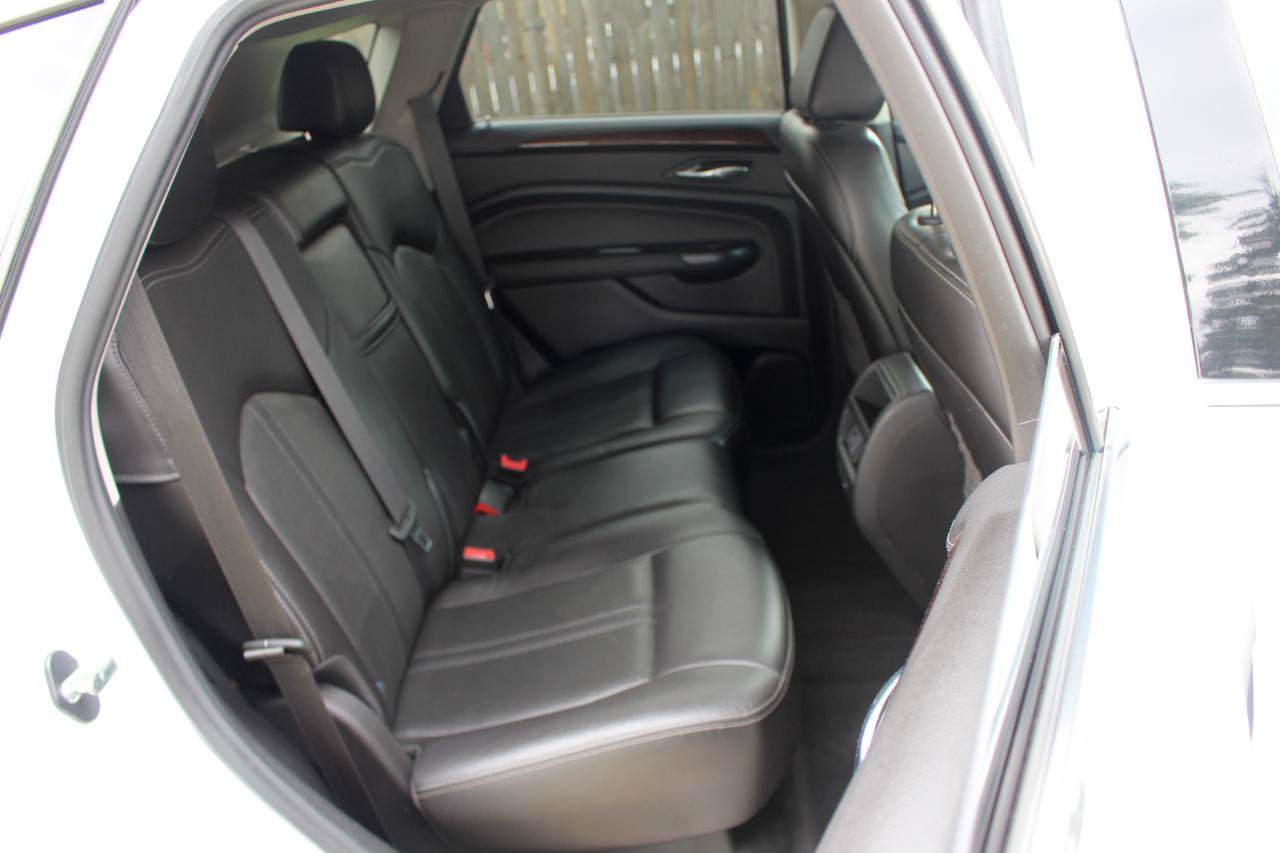 Used 2015 Cadillac SRX Performance w/ Driver Awareness Package AWD/4WD image 37