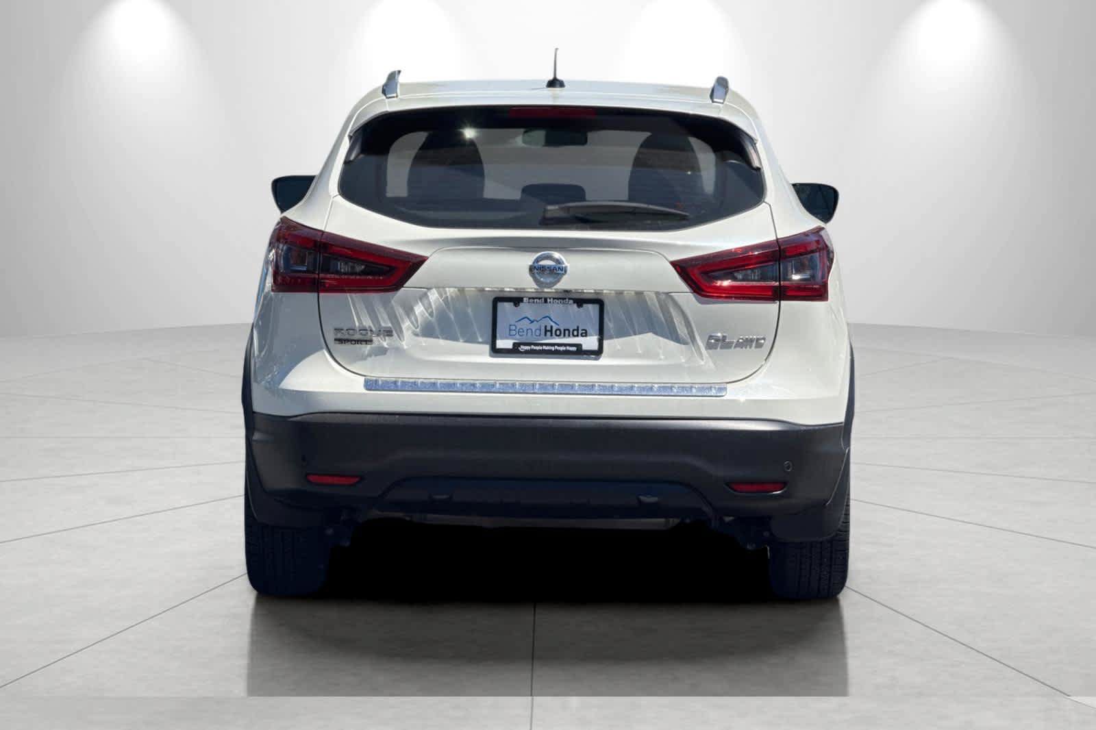 Used 2022 Nissan Rogue Sport SL AWD/4WD image 7