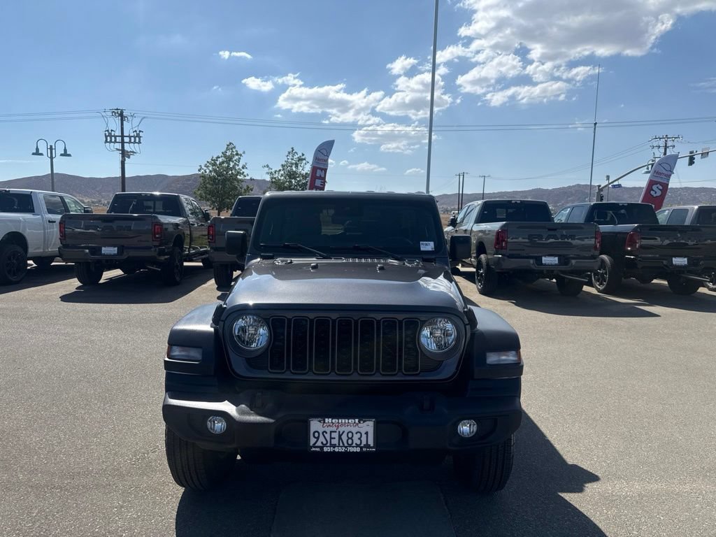 Used 2025 Jeep Wrangler Unlimited Sport AWD/4WD image 10