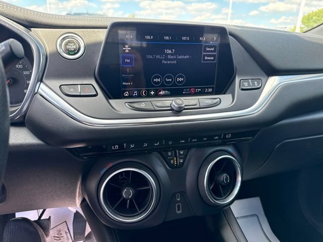 Used 2021 Chevrolet Blazer LT FWD image 13