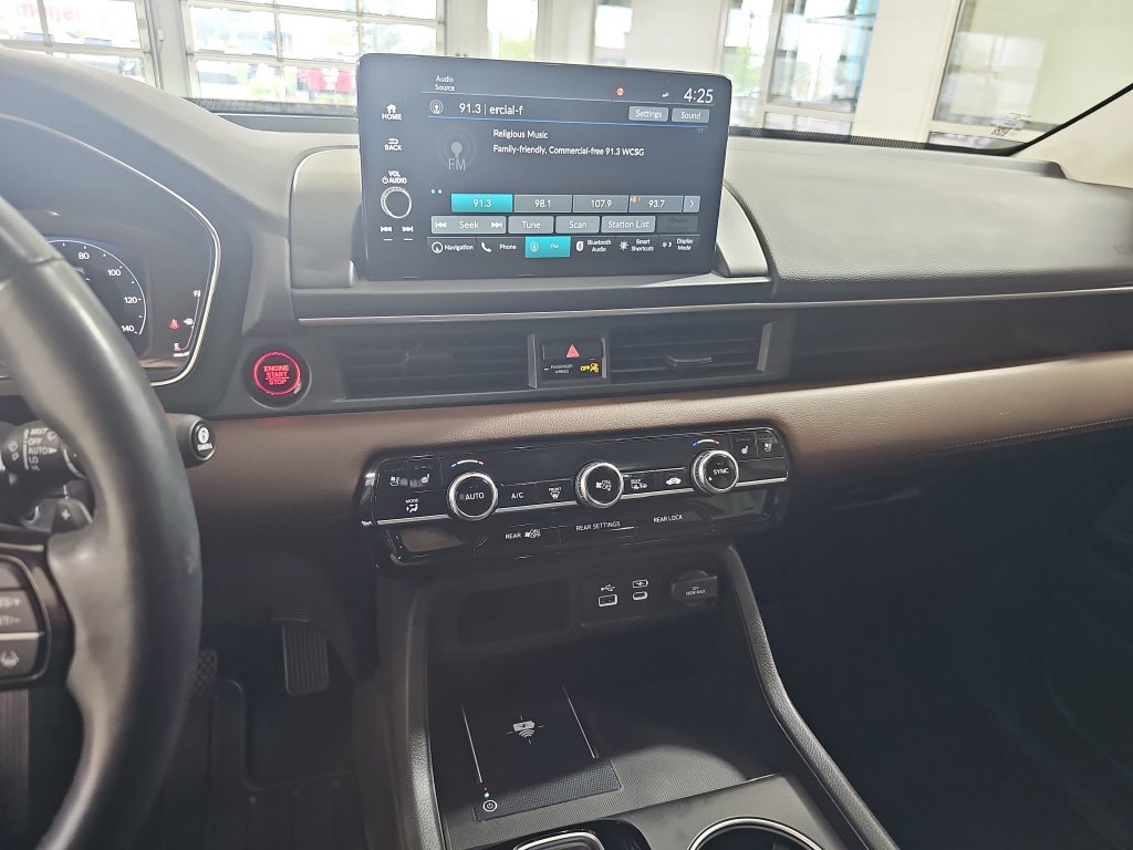 Used 2023 Honda Pilot Elite image 27