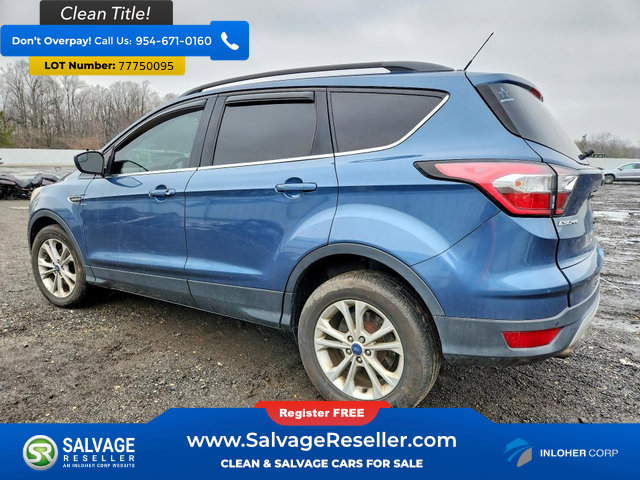Used 2018 Ford Escape SEL image 3