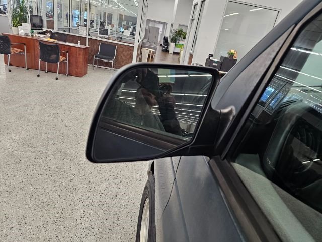 Used 2000 Ford E-150 and Econoline 150 Wagon image 26