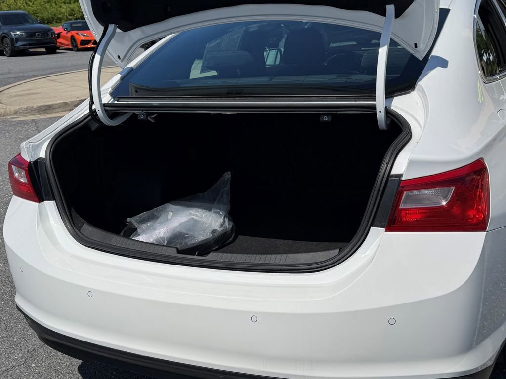 Used 2024 Chevrolet Malibu LT FWD image 18