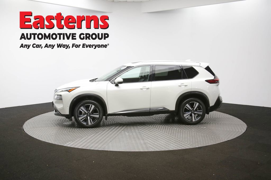 Used 2022 Nissan Rogue SL w/ SL Premium Package image 60