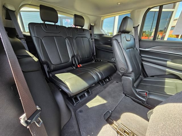 Used 2021 Jeep Grand Cherokee L Limited AWD/4WD image 48