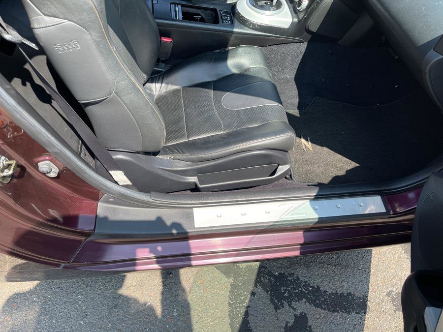 Used 2006 Nissan 350Z Touring image 37