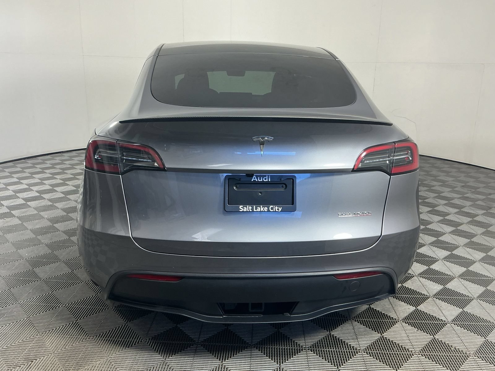 Used 2025 Tesla Model Y Performance AWD/4WD image 8
