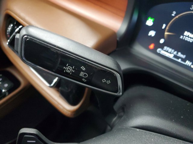 Used 2022 Lincoln Aviator Reserve w/ Elements Package Plus image 29