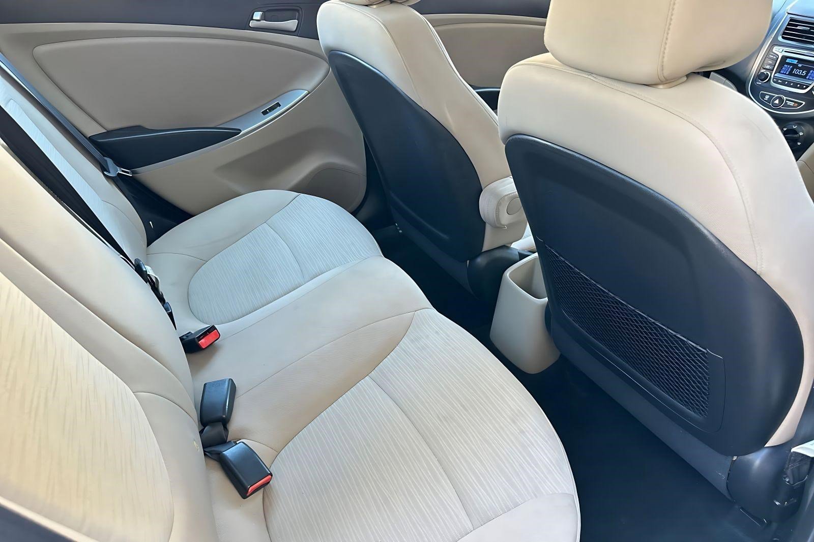 Used 2016 Hyundai Accent SE image 26
