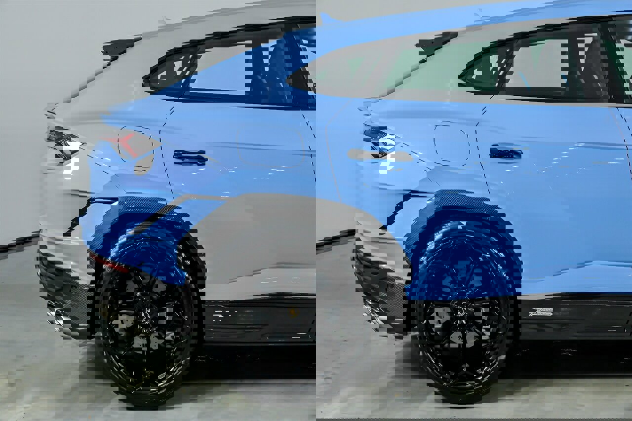 Used 2024 Lamborghini Urus Performante image 13