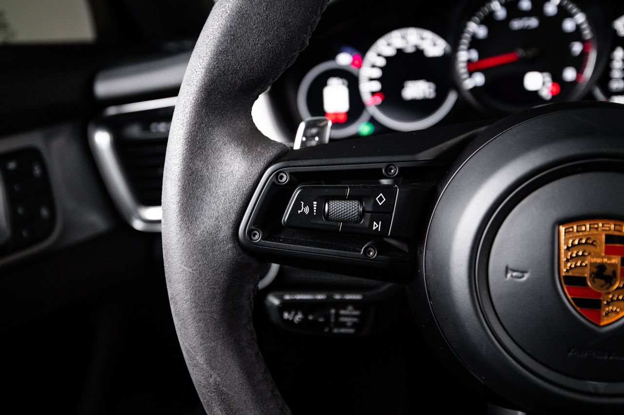 Certified 2023 Porsche Panamera GTS AWD/4WD image 17